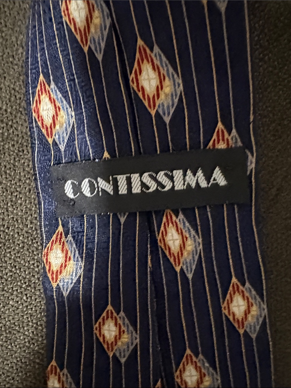 Contissima Navy Blue Men’s Silk Tie with Geometric Diamond Pattern - Picture 2 of 4